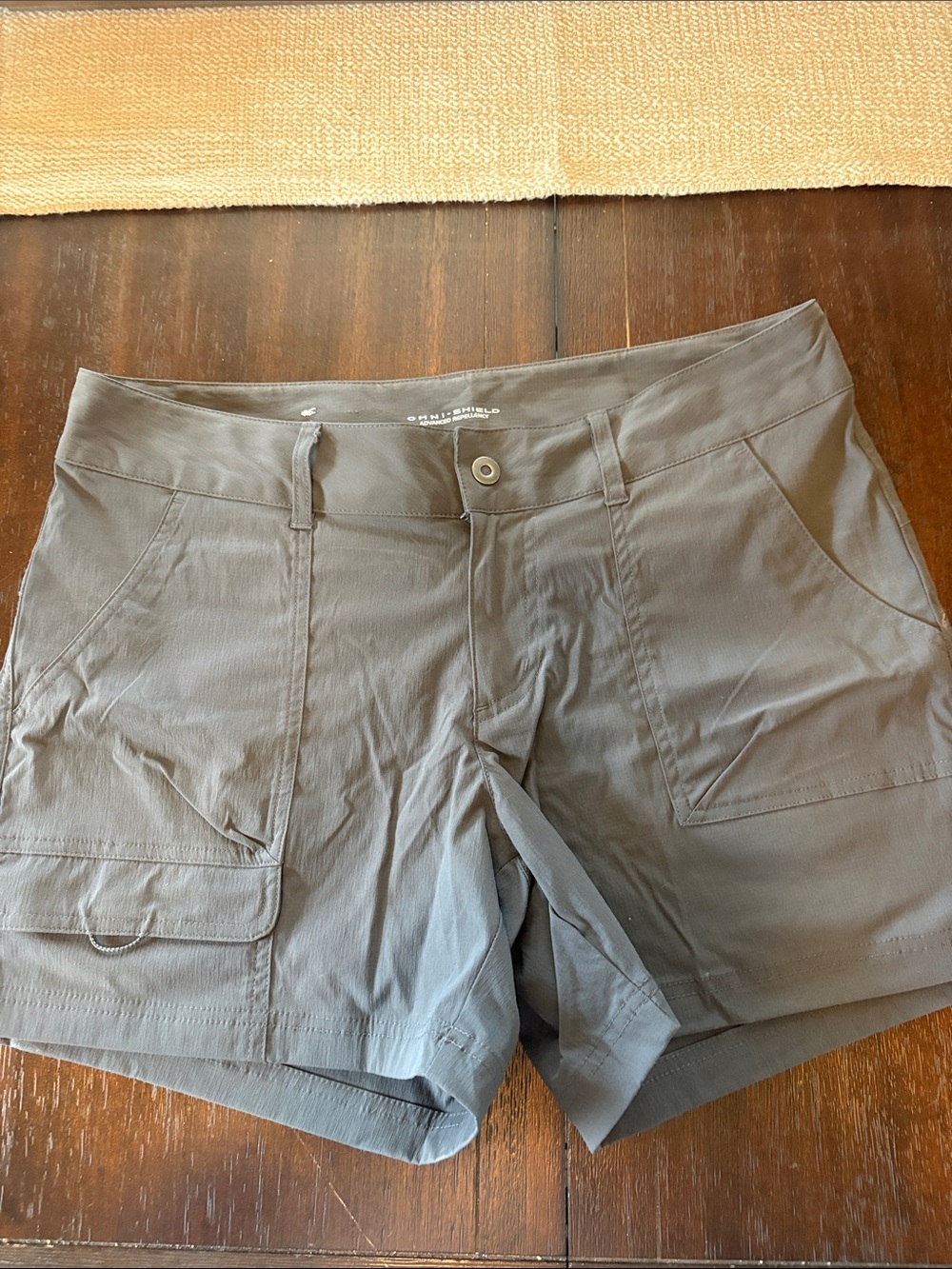 Columbia Women's Gray Cargo Shorts